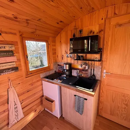 La Roulotte Saintaise Lejlighed Saintes