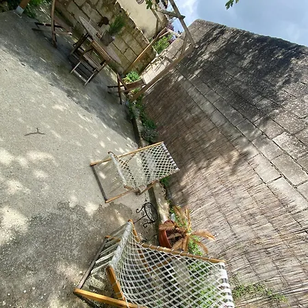 La Roulotte Du Maine *