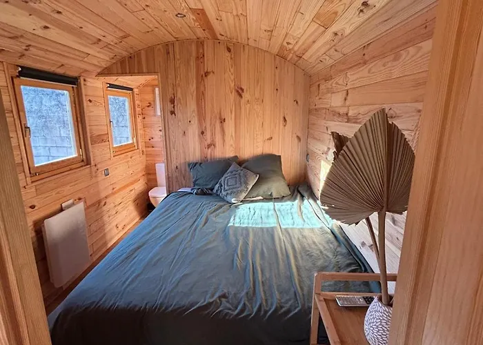 La Roulotte Du Maine Apartment Saintes